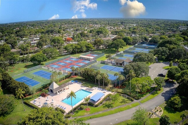 Building Photo - 1801 Eleuthera Point