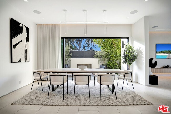 Building Photo - 6687 Colgate Ave