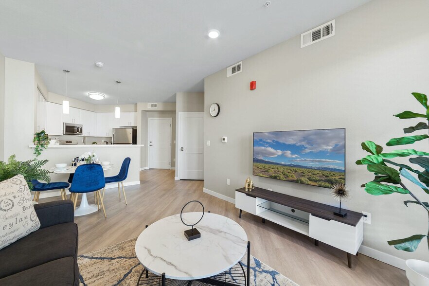 Building Photo - 375 Harbour Cove Dr