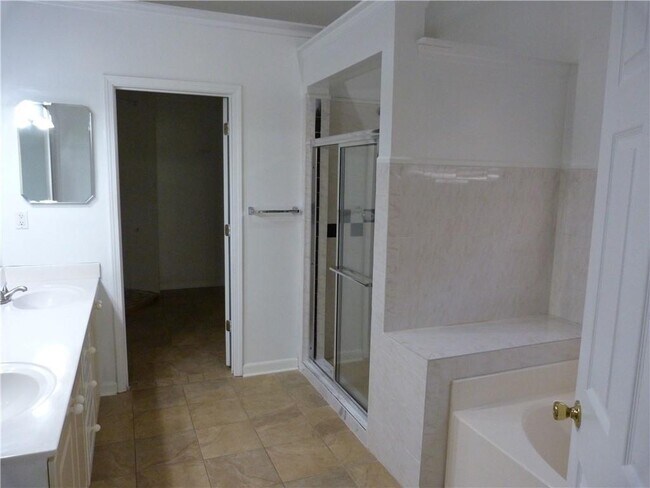 Building Photo - 759 Steffi Ct NW