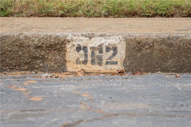 Building Photo - 362 Oak Harbor Trail