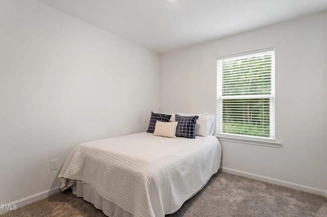 Building Photo - 441 Hacksaw Trl