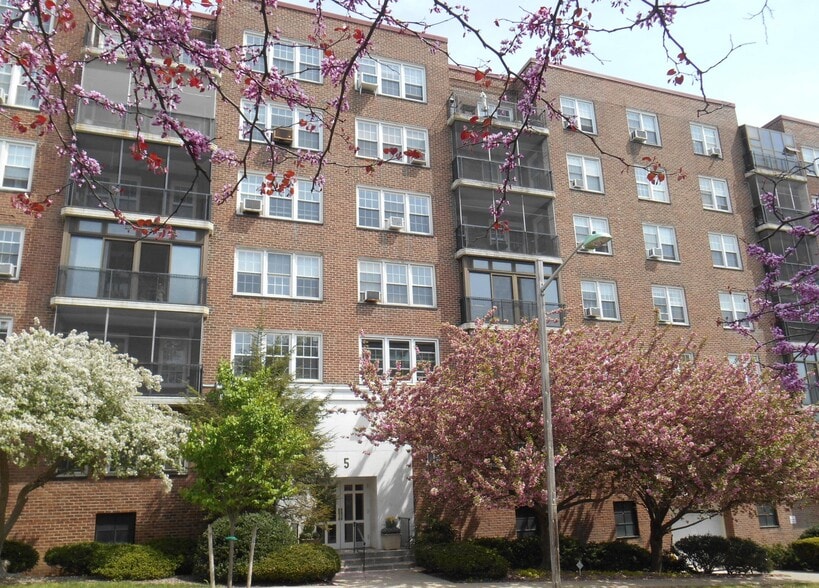 Downtown Montclair Condo Building - 5 Roosevelt Pl