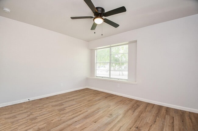 Building Photo - 5709 Arthington Ave