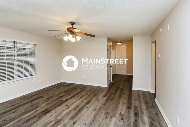 Building Photo - 3 Bedroom Pet-Friendly Home in Cordova, TN with Main Street Renewal