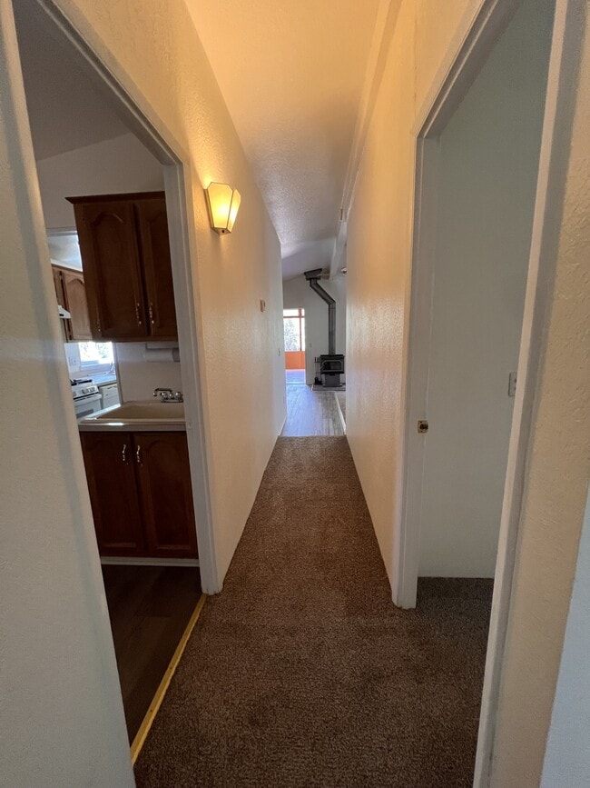 Building Photo - 17093 Cobblestone Ln