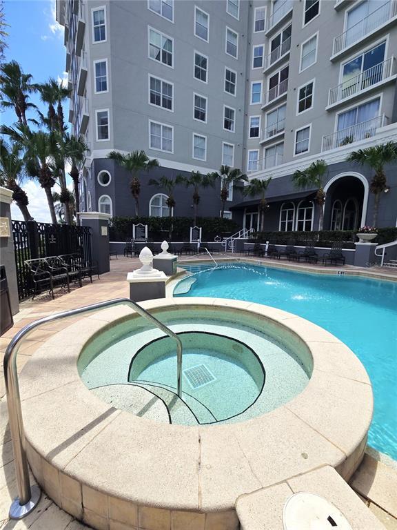 Building Photo - 700 S Harbour Island Blvd