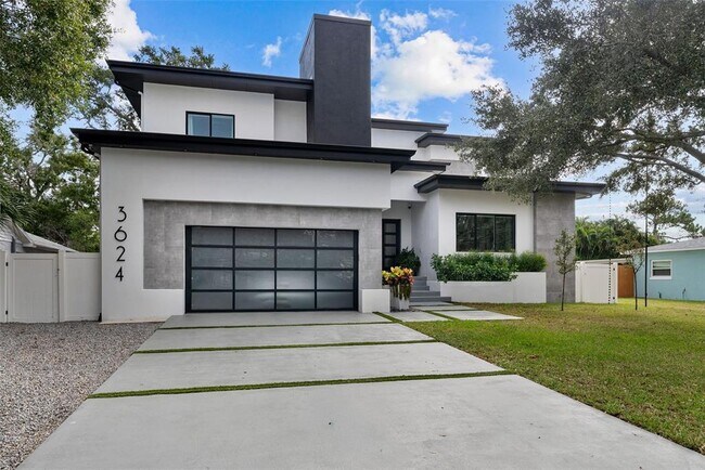 Building Photo - 3624 S Gardenia Ave