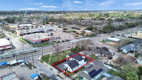 Building Photo - 1105 Panama St