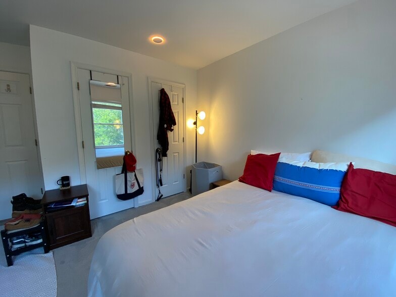 Unit # 3 - 1327 Belmont St NW