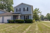 Building Photo - 6057-6059 Red Oak