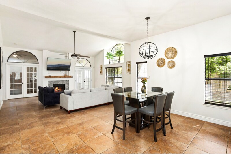 Building Photo - 9835 Logans Ridge Dr