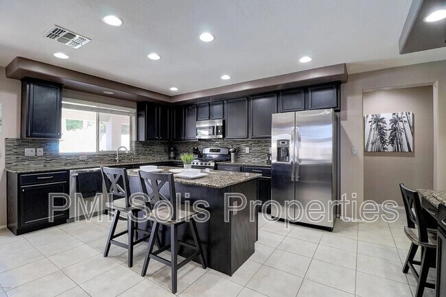 Building Photo - 13412 W Annika Dr