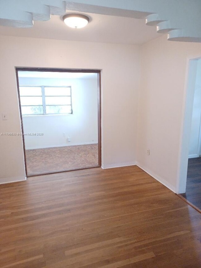 Building Photo - 3670 SW 20th St