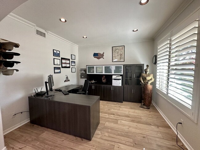 Building Photo - 4307 S Kimberlee Dr