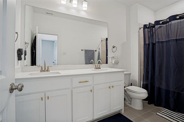 Building Photo - 8875 Stablehand Mews