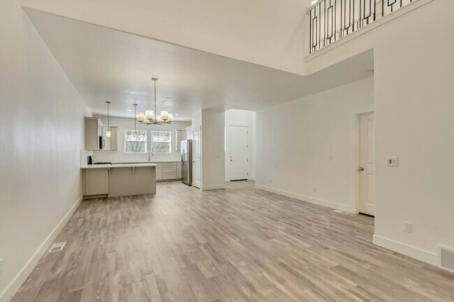 Building Photo - 409 N 360 W