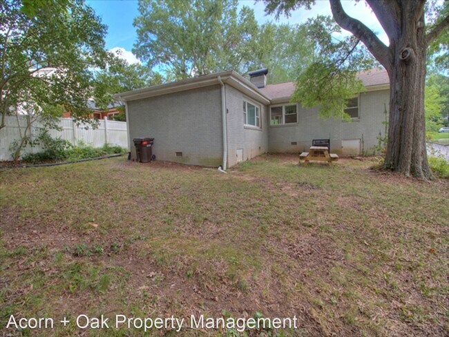 Building Photo - 3 br, 2 bath House - 510 Everett Place