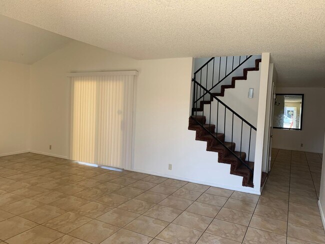 Building Photo - 2624 Kilcarey Ct