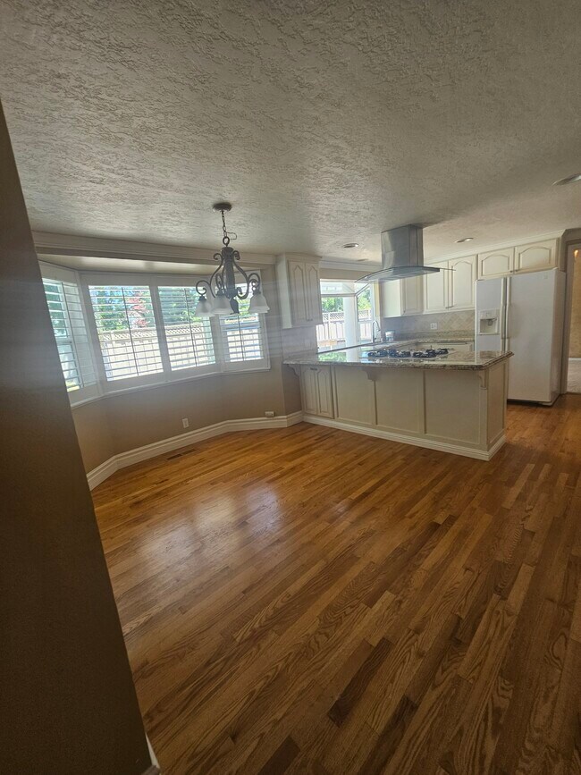 Building Photo - 45 Mainprice Ct