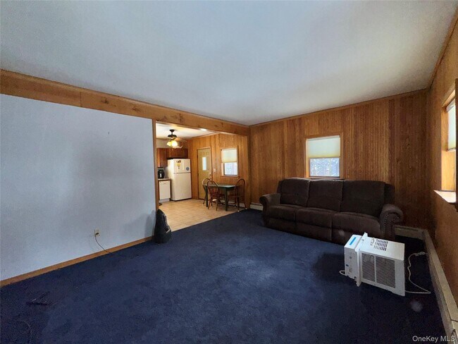 Building Photo - 19 Schultz Ln