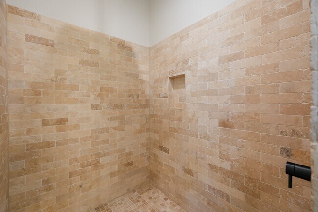 Building Photo - 25018 Rhett Butler Ct