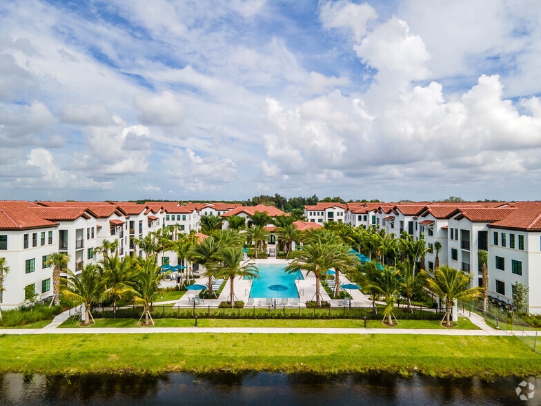 Wellington Vista 8300 Garden Catalina Cir Lake Worth FL 33467