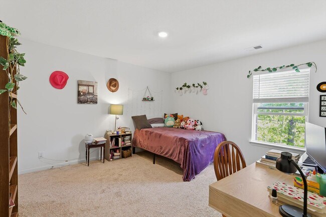 Building Photo - Refined Living in Hardin Valley | Modern Luxury Home with Loft & Outdoor Retreat