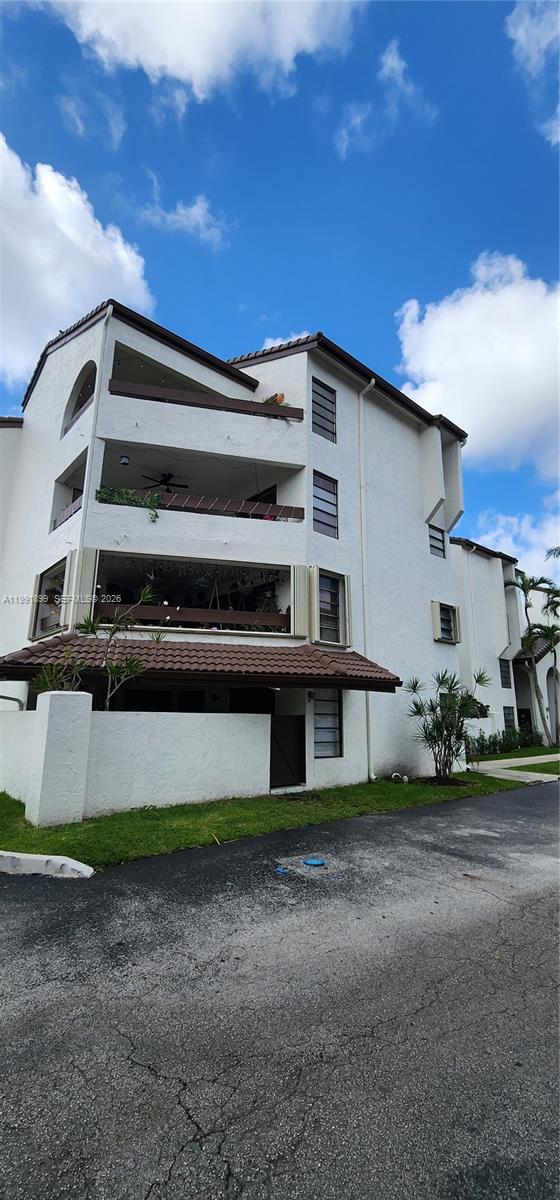 Building Photo - 9135 SW 125th Ave