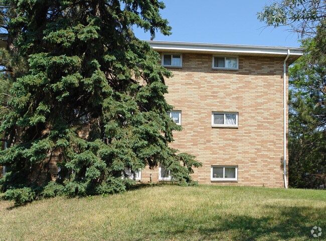 Building Photo - Raymond Place Apartments