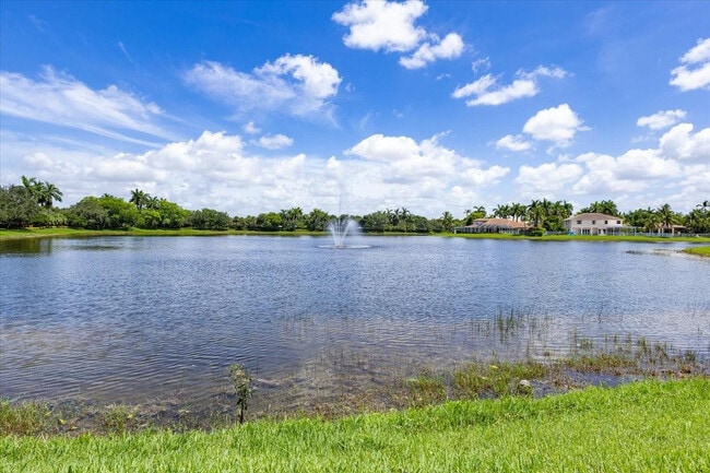 Building Photo - 1441 Cardinal Way