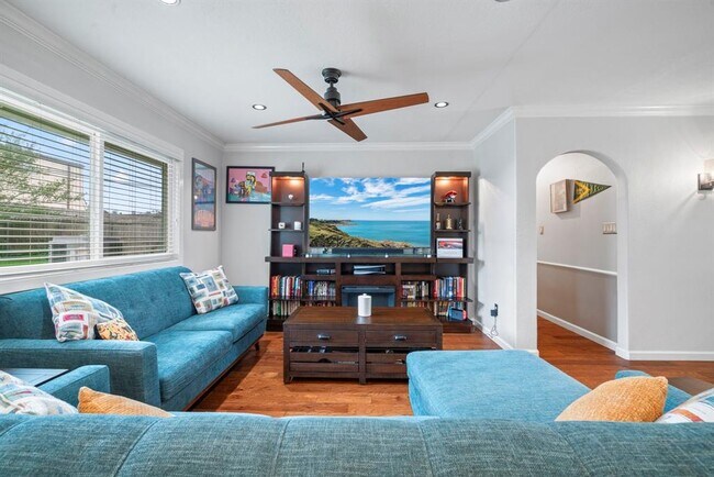 Building Photo - 2407 Willowby Dr