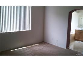 Building Photo - Nice 4 bedroom home close to freeway 215