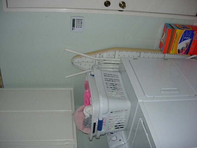 Laundry area - 10750 Spyglass Dr