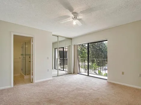 Building Photo - 1403 14th Ct