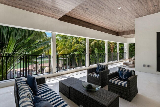 Building Photo - 3734 Chase Ave