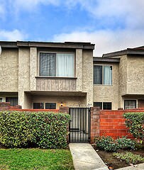 Building Photo - 964 W Lamark Ln