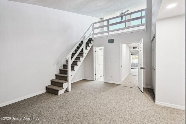 Building Photo - 3687 Royal Oak Dr