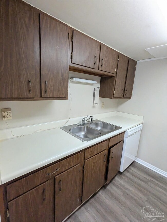 Building Photo - 6220 Lanier Dr