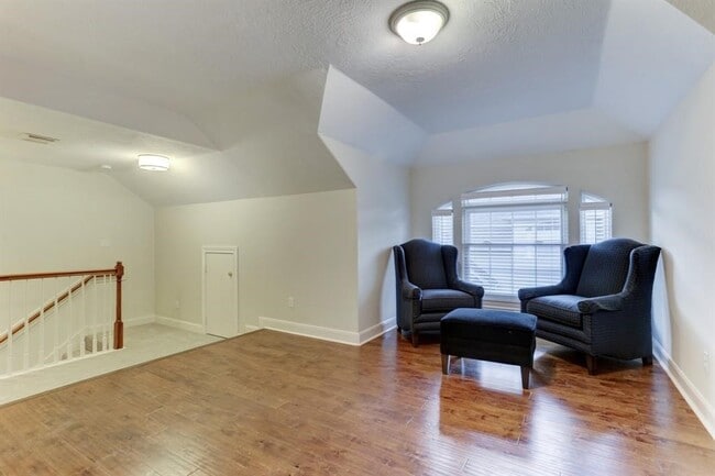 Building Photo - 248 Westcott St