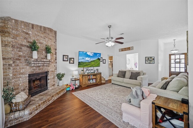 Building Photo - 2919 Creek Manor Dr