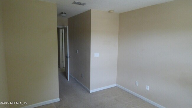 Building Photo - 625 Oakleaf Plantation Pkwy