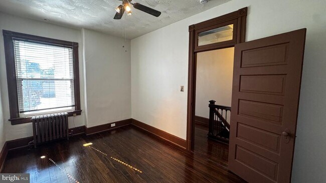Building Photo - 18 16th St NE