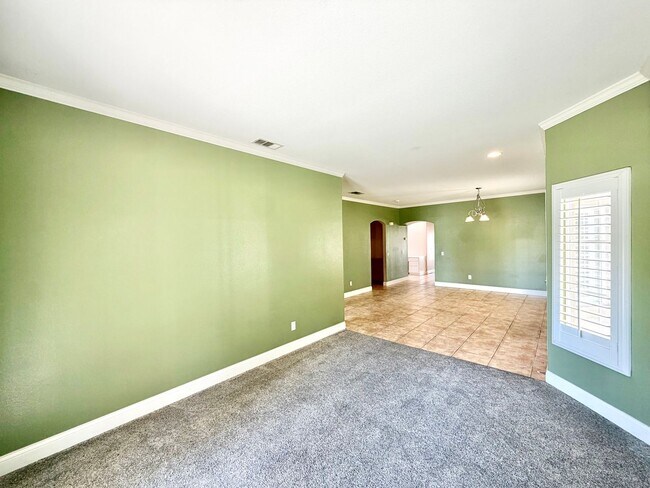 Building Photo - Wonderful 4 bedroom Single Story Murrieta Home (COMING SOON)