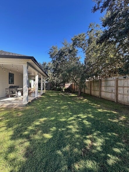 Building Photo - 4819 Whitewood Rd