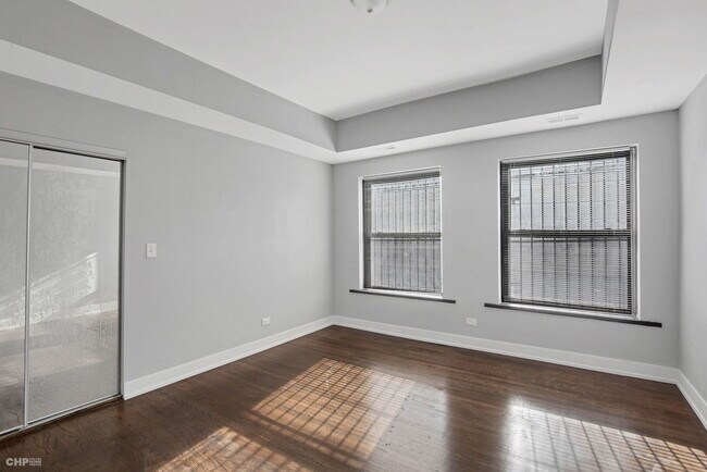 Building Photo - 4359 S King Dr