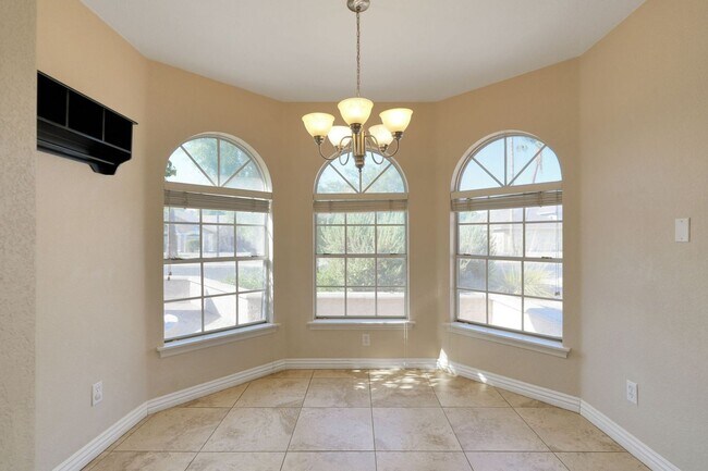 Building Photo - Charming 3BR House in Gilbert