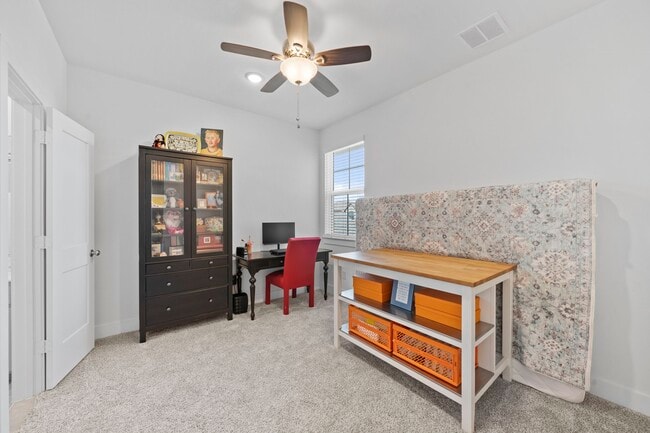 Building Photo - 7907 Starfish Arbor Dr