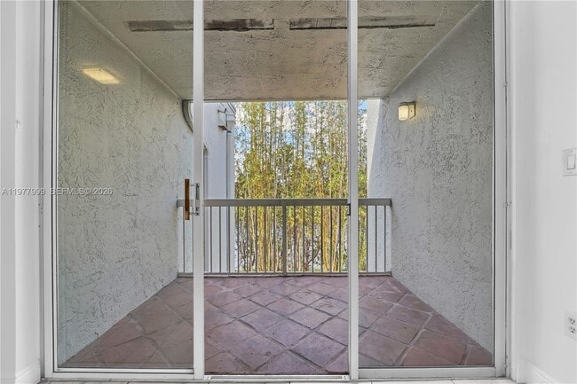 Building Photo - 4654 NW 97th Pl