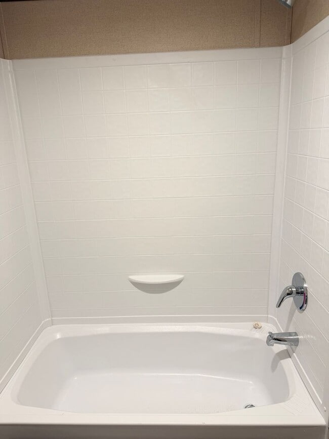 Building Photo - 3 Bed / 2 Bath Rental Available – Loris Area